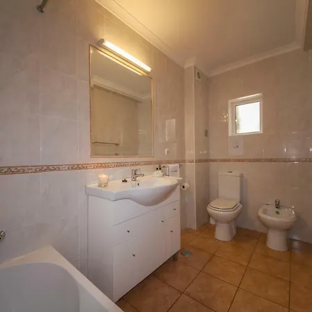 Main Avenue 2 Bed 라고스