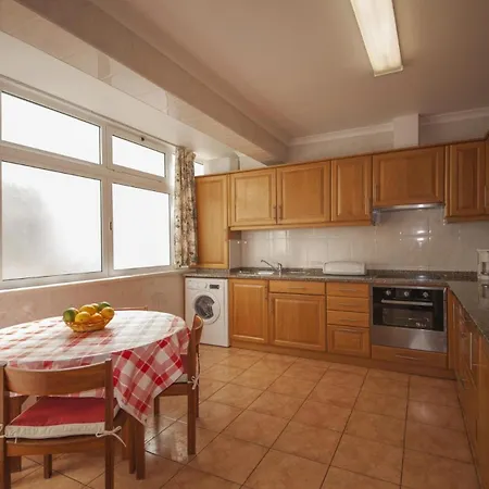 아파트 B45 - Main Avenue 2 Bed *